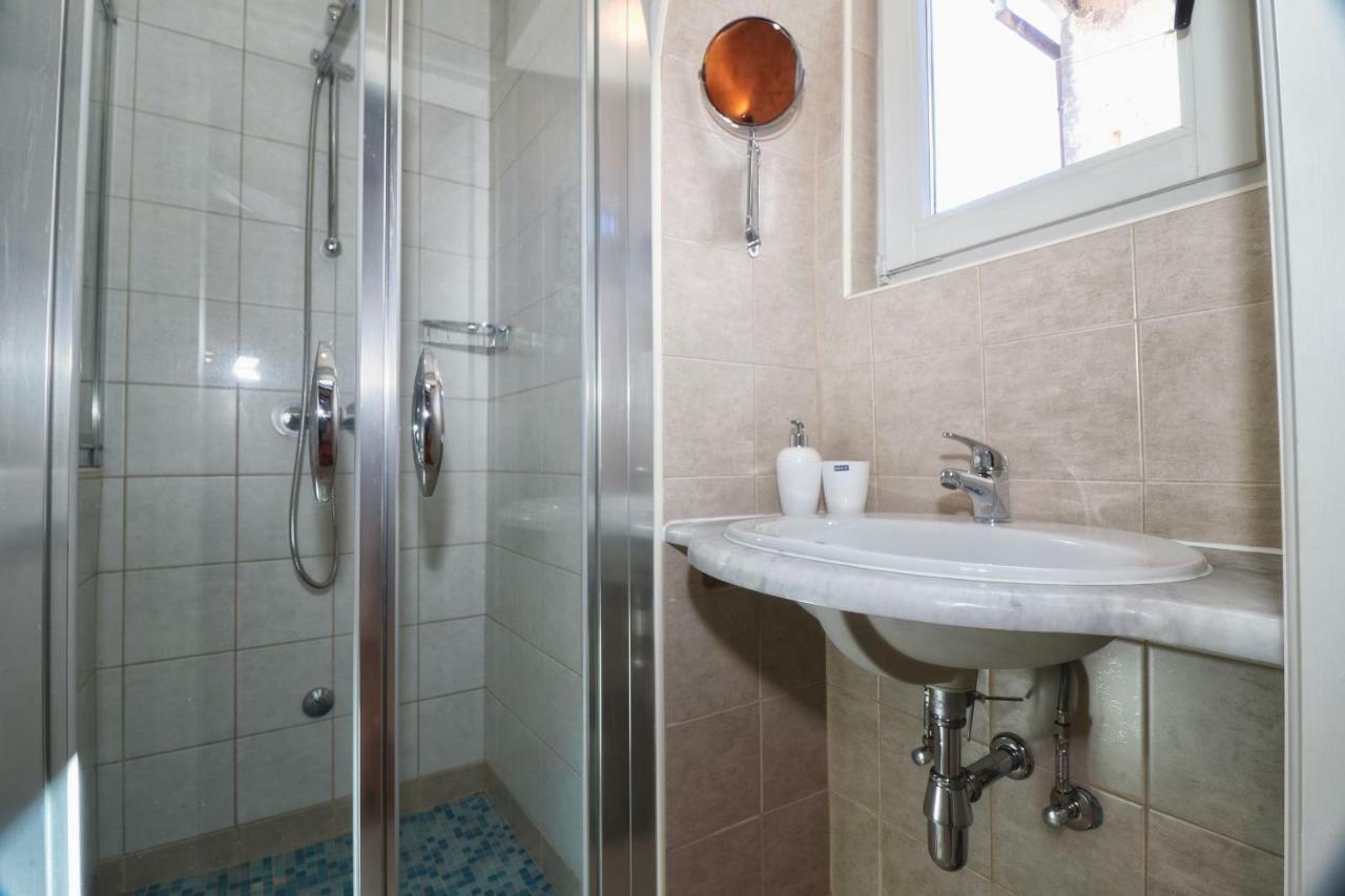 Superb Townhouse Villa Montalbano Rovinj Eksteriør billede