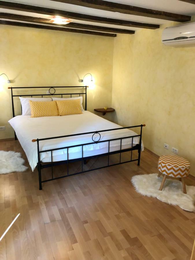 Superb Townhouse Villa Montalbano Rovinj Eksteriør billede